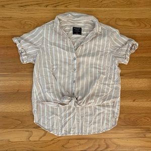 Abercrombie&Fitch | Tie Front Shirt